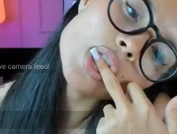 WebCam Ballbusting